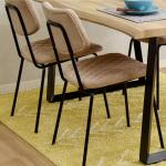 ブラックのスチール製フレーム