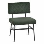 座面が広いのでゆったり座れるダイニングチェア﻿