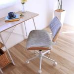 白ホワイトのPUレザー張り﻿