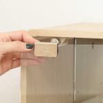 扉はプッシュ式