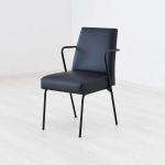 黒ブラックスタイルのダイニングチェア