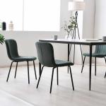 背面にチャックのようなアクセント