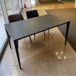 高級素材のセラミック製なのに激安価格を実現