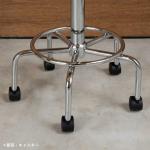 お好みに合わせて脚を2種類から付け替えられる﻿