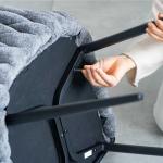 黒いスチール脚