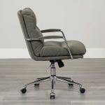 グレーのサイド視点