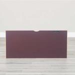 バーガンディ色