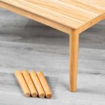 テーパードなフォルムの脚