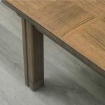 掘り込みの凹を入れたデザイン