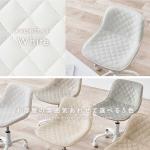 PVCレザーの白ホワイト色