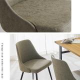 本革風のテイストに見えるエイジング加工