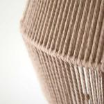 シェードは一つずつハンドメイド