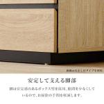 脚はボックス型で安定感が高い