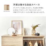 立ったまま使えるドレッサーとしても活躍