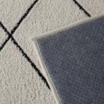 裏面はすべり止め付き