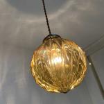 光が色々な方向に乱反射して超綺麗