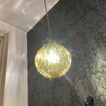 狭い空間では模様が映って効果的