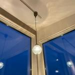 広い部屋に1灯だけ吊るしてもOK