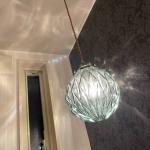 狭い空間では模様が映って効果的