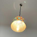 底面は空いた形状で明るい