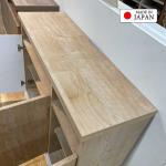 コードを通すスリット