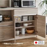 両開き扉内には2枚の可動棚が付属