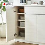 片開き扉は3枚の可動棚が付属