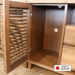 可動棚が2枚付属