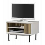 背部にコード穴を設置