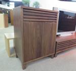 木目が美しい扉