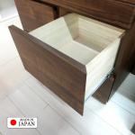 少ない力で滑らかな開閉が可能